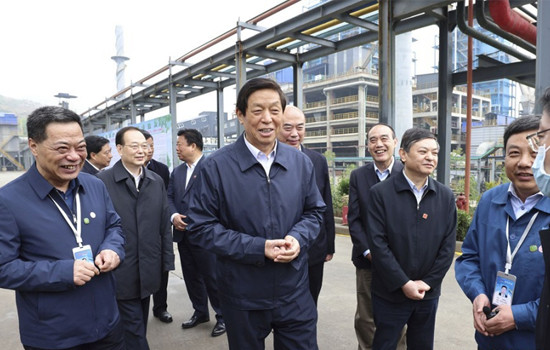 栗战书率全国人大常委会执法检查组在陕西检查固体废物污染环境防治法实施情况